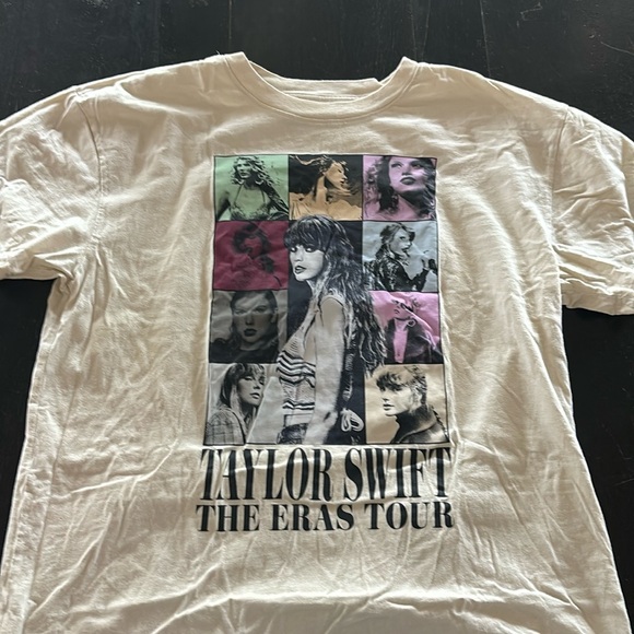 TAYLOR SWIFT | Official Authentic Eras Tour Concert White Graphic T-Shirt XL - Picture 1 of 4